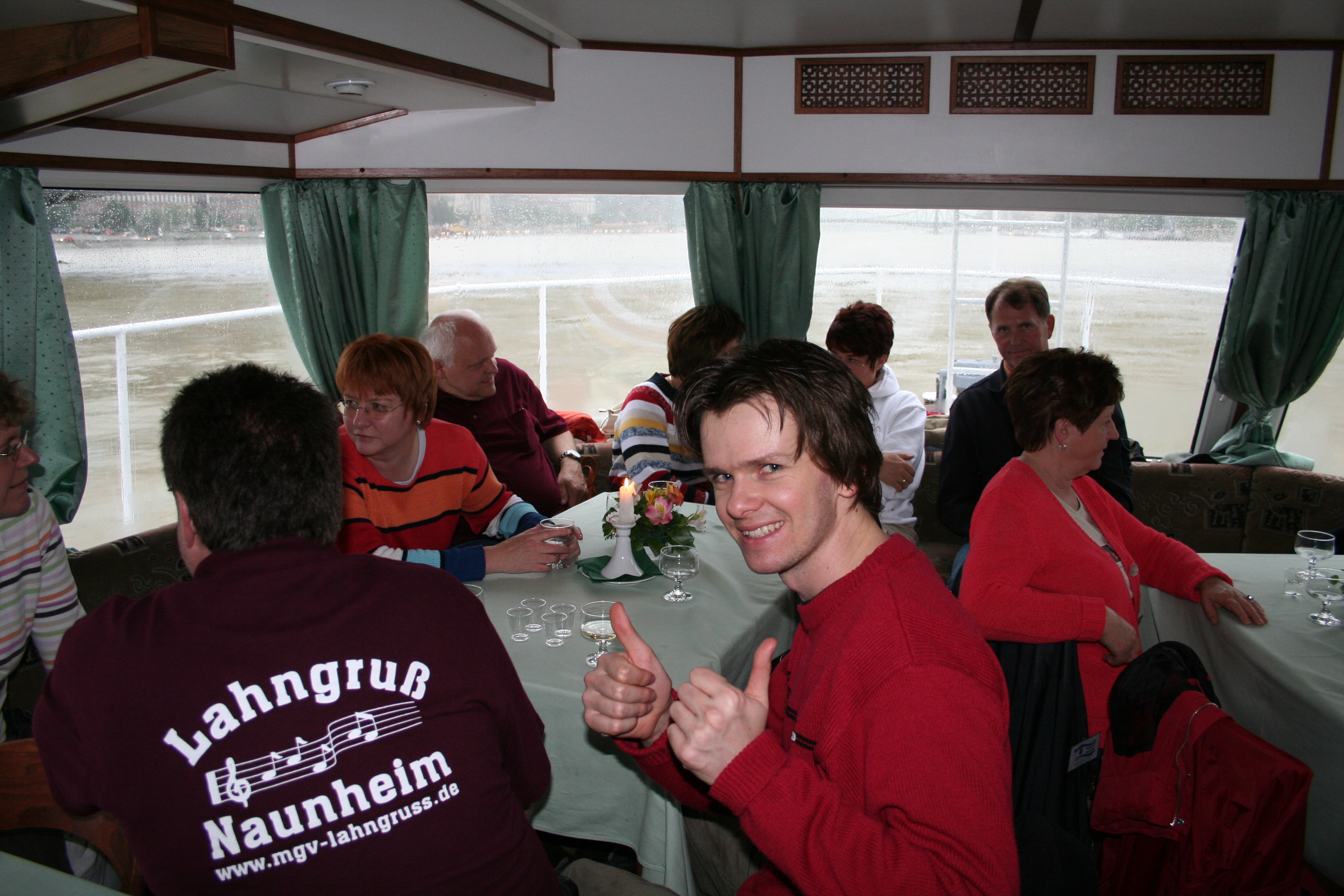2006. június. Hajóúton a német vendégkórussal a Dunán