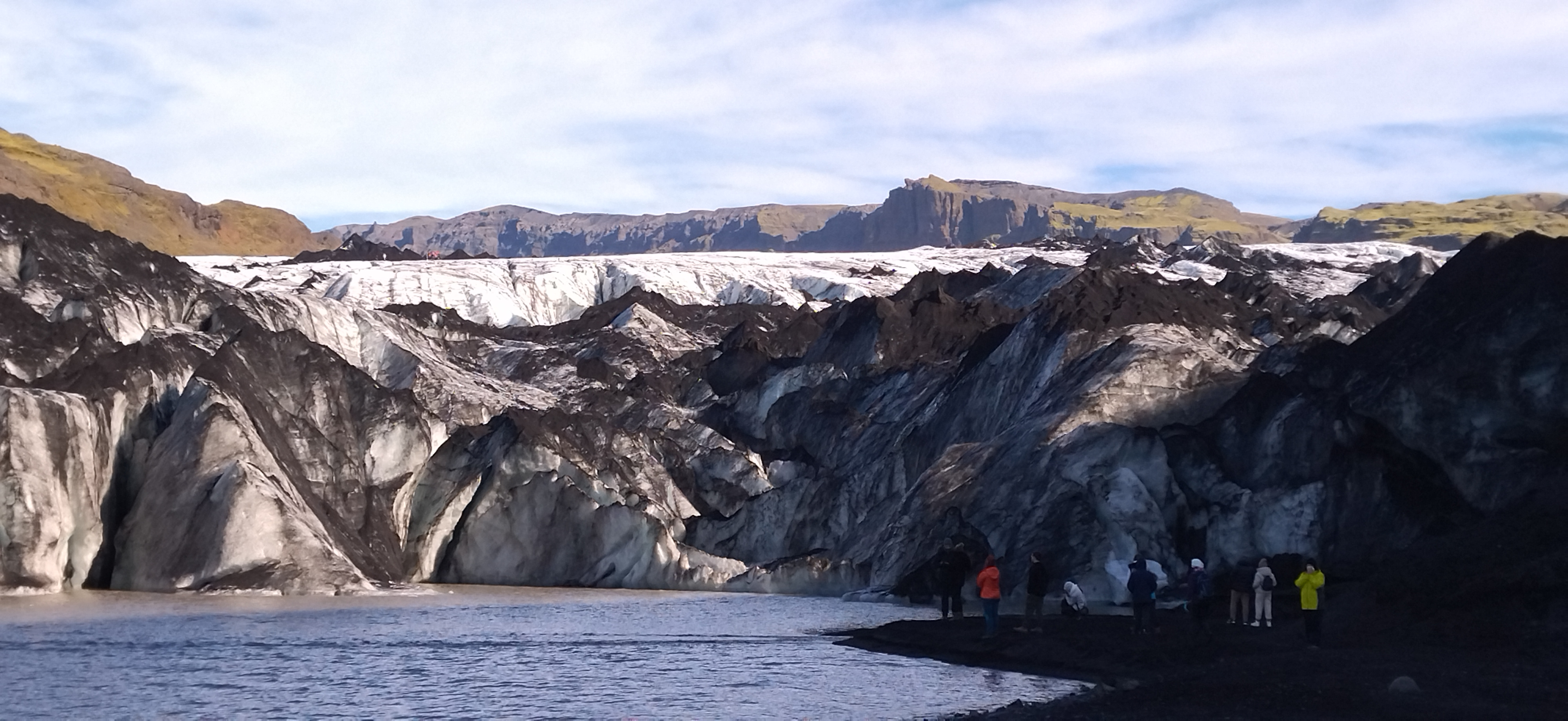 A Sólheimajökull gleccser itt válik folyóvá.